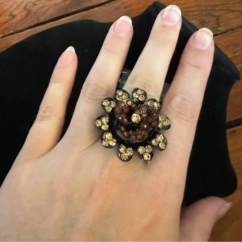 Multicolored Flower Crystal Rhinestones Black Stretch Ring NWT